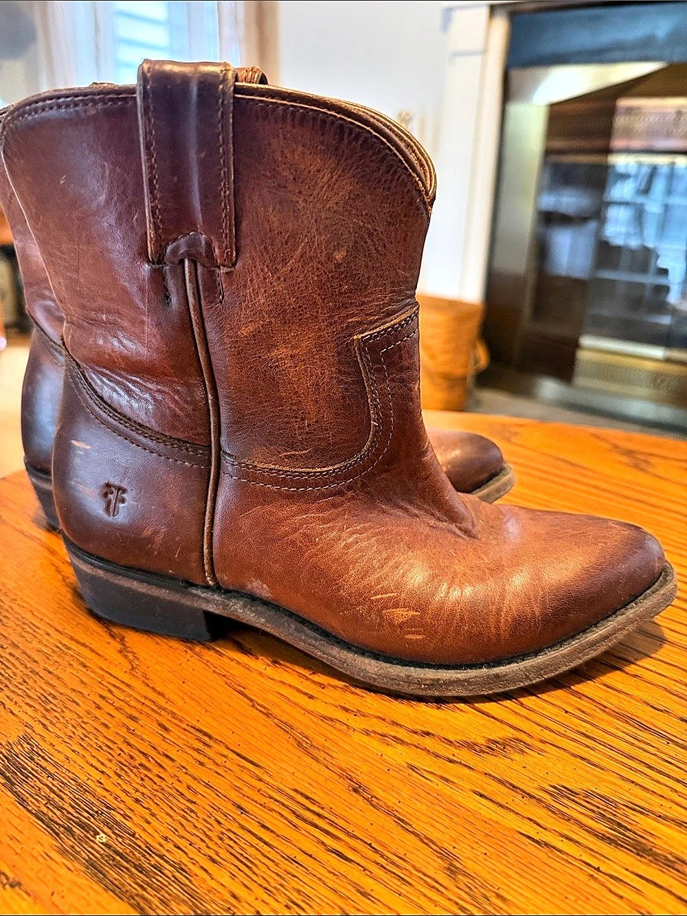 Frye Billy Short Western Boots Brown